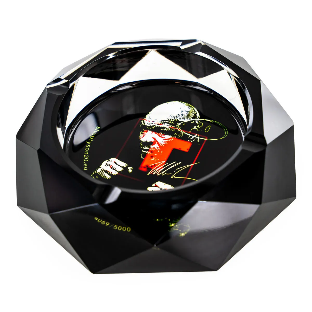 Diamond Cut Ashtray Black — image 2