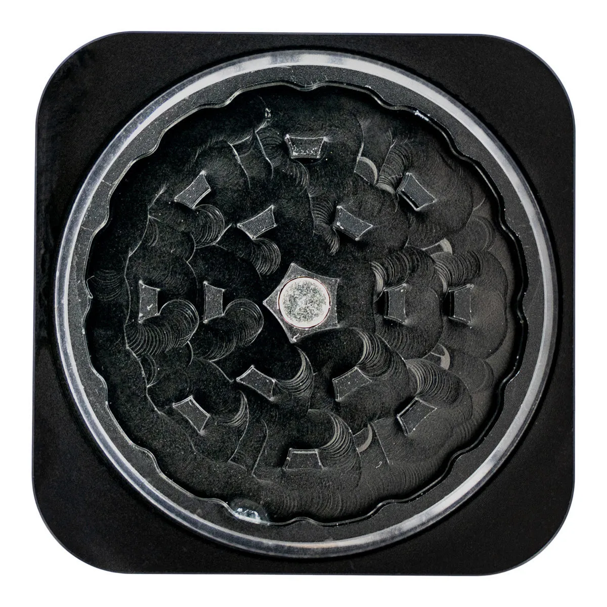 Metal Grinder Tyson Amsterdam — image 3